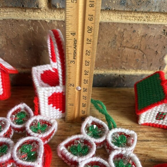 VTG Handmade Christmas Ornament Lot - Picture 14 of 16